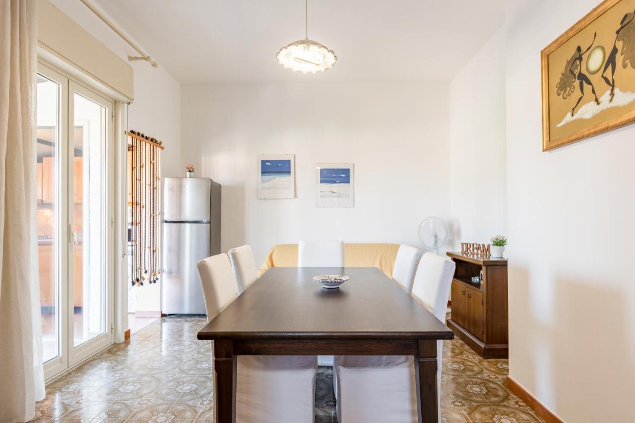 Giardini Naxos Apartment With Terrace Near The Sea Bagian luar foto