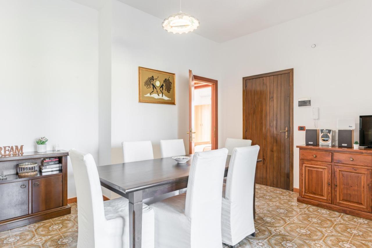 Giardini Naxos Apartment With Terrace Near The Sea Bagian luar foto